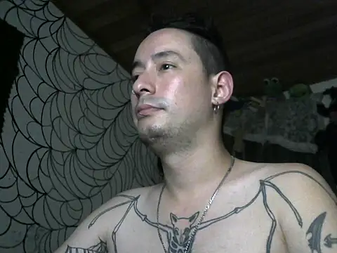 Snapshot of vampireathome chatting on July 8, 2026, 5:34 am vampireathome online show from July 8, 2026, 5:34 am