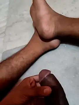 Yashkumar 0697 online show from November 13, 2025, 9:14 pm