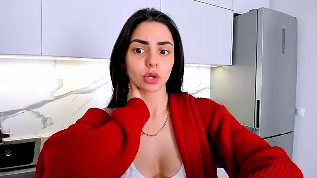 EmiliaZen online show from February 24, 2025, 12:59 pm