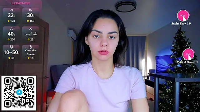 EmiliaZen online show from December 19, 2025, 3:30 pm