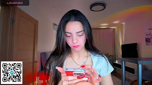 Snapshot of EmiliaZen chatting on February 25, 2026, 4:16 pm EmiliaZen online show from February 25, 2026, 4:16 pm