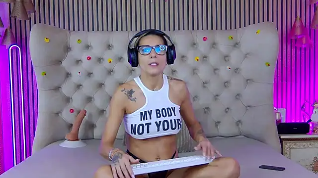 PlayfulShow online show from November 29, 2025, 8:39 am