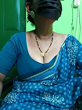 niiveditha online show from February 28, 2025, 9:36 am