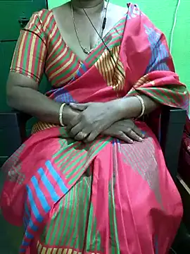 niiveditha online show from September 23, 2025, 2:31 pm