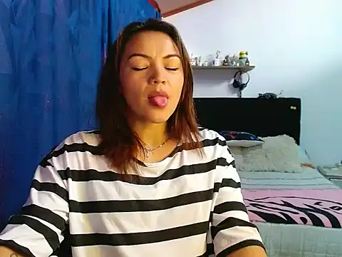 PenelopeMist online show from March 12, 2025, 9:24 pm