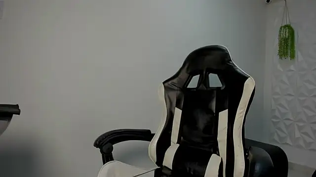 blackdirty420 online show from December 17, 2025, 3:51 pm