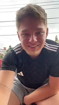 Snapshot of Angel_Montiell chatting on November 5, 2025, 8:09 pm Angel Montiell online show from November 5, 2025, 8:09 pm