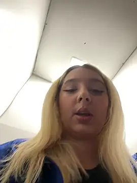 Snapshot of hotamanda01 chatting on December 13, 2025, 9:31 pm hotamanda01 online show from December 13, 2025, 9:31 pm