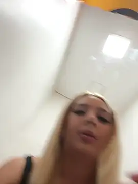 Snapshot of hotamanda01 chatting on February 1, 2026, 6:17 pm hotamanda01 online show from February 1, 2026, 6:17 pm