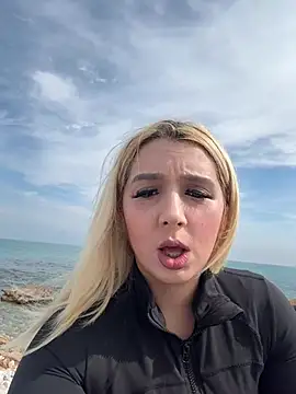 Snapshot of hotamanda01 chatting on February 27, 2026, 12:16 pm hotamanda01 online show from February 27, 2026, 12:16 pm