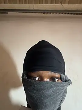 Snapshot of OneWhoBringsJoy chatting on November 8, 2025, 10:59 am OneWhoBringsJoy online show from November 8, 2025, 10:59 am