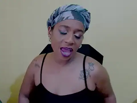 Snapshot of 1fiestyalpha chatting on October 15, 2025, 7:52 am 1fiestyalpha online show from October 15, 2025, 7:52 am