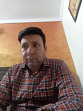 Snapshot of innocentboy1987 chatting on February 24, 2026, 5:16 am innocentboy1987 online show from February 24, 2026, 5:16 am