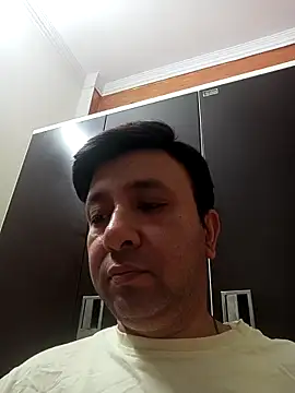 Snapshot of innocentboy1987 chatting on March 5, 2026, 3:46 am innocentboy1987 online show from March 5, 2026, 3:46 am