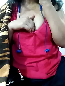 Snapshot of Radhika-mahi chatting on November 27, 2025, 4:20 pm Radhika-mahi online show from November 27, 2025, 4:20 pm