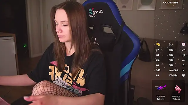 Snapshot of alexa_feels_ chatting on February 19, 2026, 4:58 pm alexa feels online show from February 19, 2026, 4:58 pm