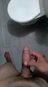 Snapshot of garoto-pirocudo chatting on February 27, 2025, 12:10 am garoto-pirocudo online show from February 27, 2025, 12:10 am