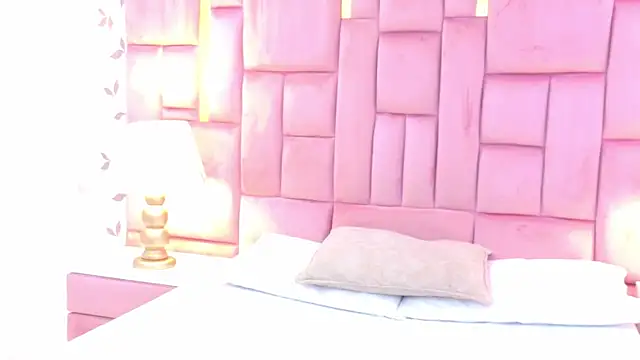ArianaFranco online show from May 23, 2026, 9:19 pm