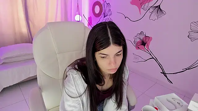 Snapshot of Isabela_Fiorelli chatting on January 13, 2026, 1:16 pm Isabela Fiorelli online show from January 13, 2026, 1:16 pm