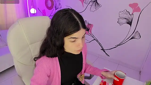 Snapshot of Isabela_Fiorelli chatting on February 3, 2026, 1:05 pm Isabela Fiorelli online show from February 3, 2026, 1:05 pm