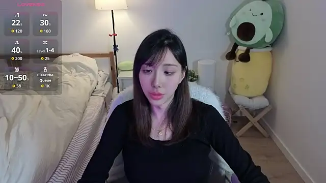 Snapshot of joycemilka chatting on April 8, 2026, 12:05 pm joycemilka online show from April 8, 2026, 12:05 pm