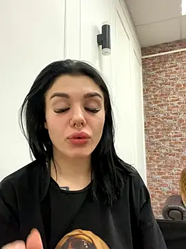 MaeveMoon online show from September 15, 2025, 4:23 am