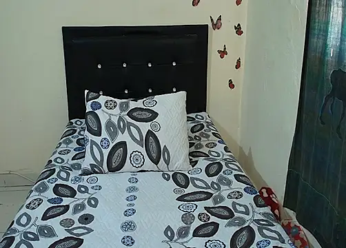 victoria blackk1 online show from February 10, 2026, 1:37 pm