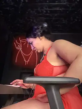Snapshot of Carola-Ross chatting on February 14, 2025, 5:30 am Carola-Ross online show from February 14, 2025, 5:30 am