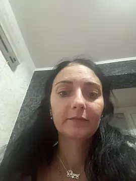 Snapshot of Miroslava1247 chatting on November 28, 2025, 6:21 pm Miroslava1247 online show from November 28, 2025, 6:21 pm