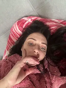 Snapshot of Miroslava1247 chatting on February 27, 2026, 9:09 am Miroslava1247 online show from February 27, 2026, 9:09 am