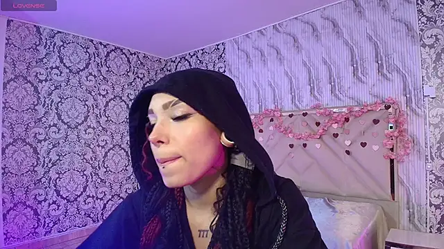 Issa tay1 online show from May 7, 2026, 7:08 pm