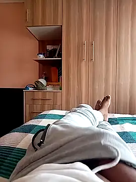 Snapshot of Cumboy2567 chatting on November 15, 2025, 11:07 am Cumboy2567 online show from November 15, 2025, 11:07 am