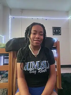 Snapshot of lifeoftt_18xx chatting on February 14, 2025, 6:51 pm lifeoftt 18xx online show from February 14, 2025, 6:51 pm