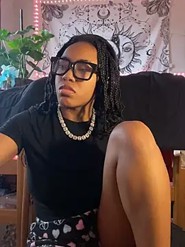 Snapshot of lifeoftt_18xx chatting on February 23, 2025, 4:57 pm lifeoftt 18xx online show from February 23, 2025, 4:57 pm