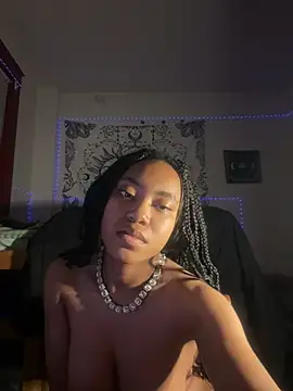Snapshot of lifeoftt_18xx chatting on March 4, 2025, 2:49 am lifeoftt 18xx online show from March 4, 2025, 2:49 am