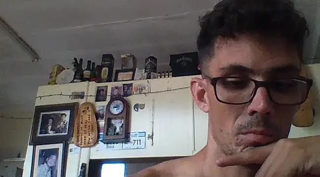 Invisibledickman online show from February 9, 2025, 8:54 am