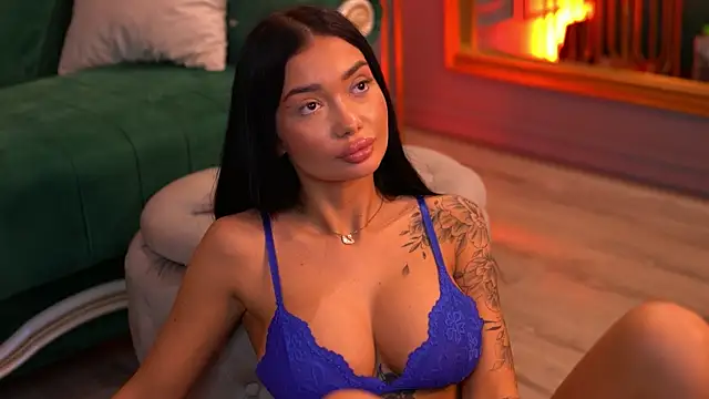 SashaFerrera online show from March 9, 2025, 1:46 am