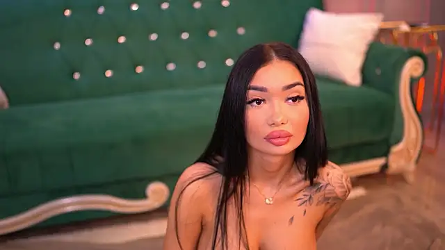 SashaFerrera online show from March 10, 2025, 7:29 pm