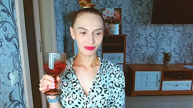 Lady Sunshine  online show from September 13, 2025, 8:14 am