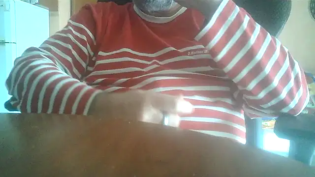 Snapshot of lanata chatting on October 31, 2025, 8:26 am lanata online show from October 31, 2025, 8:26 am