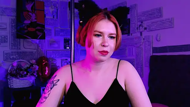 Snapshot of MitsukiMun chatting on February 26, 2025, 12:03 pm MitsukiMun online show from February 26, 2025, 12:03 pm