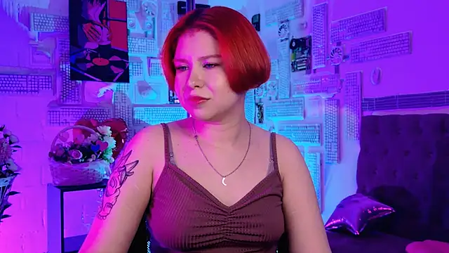 Snapshot of MitsukiMun chatting on March 4, 2025, 7:01 pm MitsukiMun online show from March 4, 2025, 7:01 pm