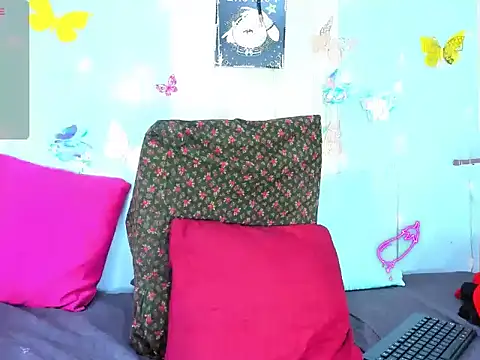 Snapshot of corynatayler chatting on March 7, 2026, 10:07 pm corynatayler online show from March 7, 2026, 10:07 pm