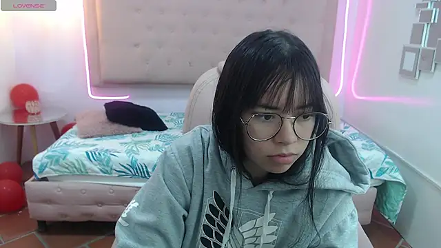 honnielane online show from February 19, 2025, 12:22 pm