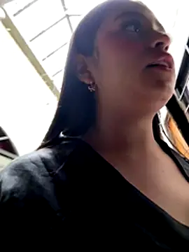  JuliSweet  online show from November 24, 2025, 2:06 pm