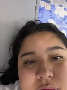 emyrose2 online show from February 27, 2025, 6:40 am