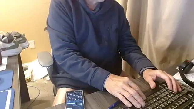 olderandwiser2 online show from November 14, 2025, 5:17 am