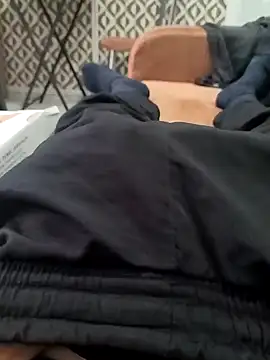 Snapshot of bigsevenkizlar chatting on February 15, 2025, 1:27 pm bigsevenkizlar online show from February 15, 2025, 1:27 pm