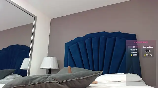 Snapshot of KatiaFosterr chatting on November 14, 2025, 12:15 pm KatiaFosterr online show from November 14, 2025, 12:15 pm