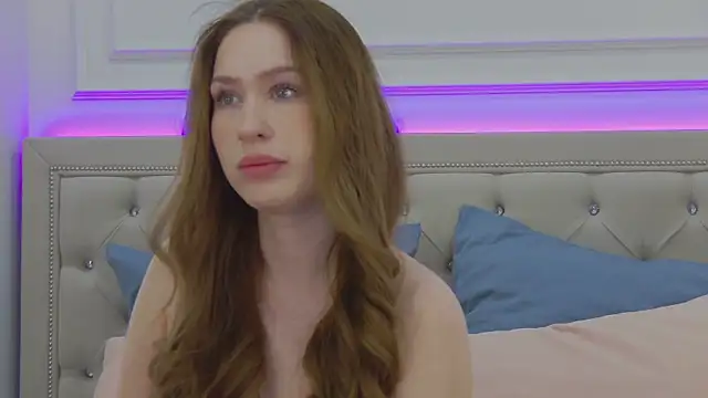 Jackie White  online show from October 14, 2025, 2:34 am